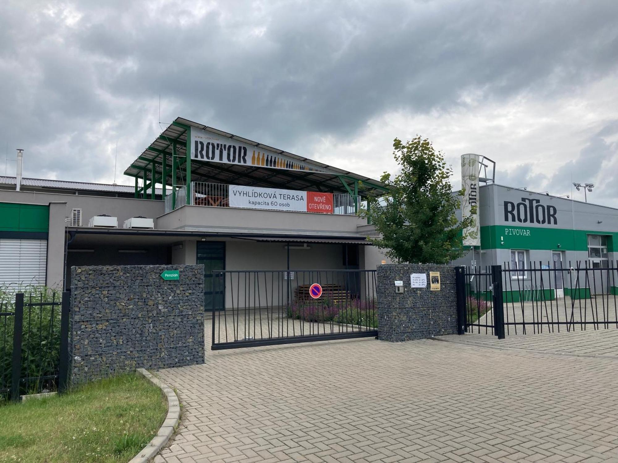 ホテル New Pension At Rotor Brewery Kunovice エクステリア 写真